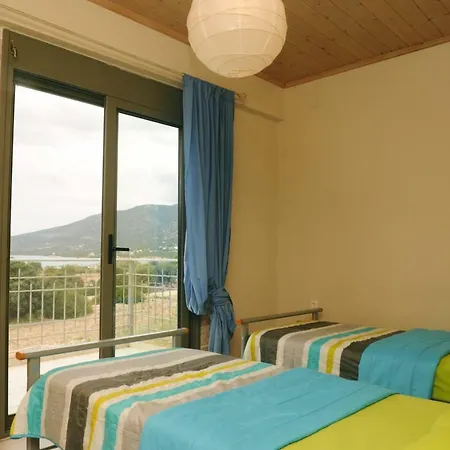 Mary's With An Amazing Sea & Sunset View, Swimming Pool 别墅