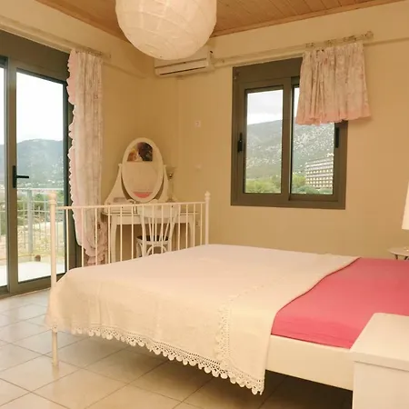别墅 Mary's With An Amazing Sea & Sunset View, Swimming Pool Koilás